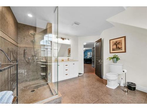 9-60 Dufferin Avenue, Brantford, ON - Indoor Photo Showing Bathroom