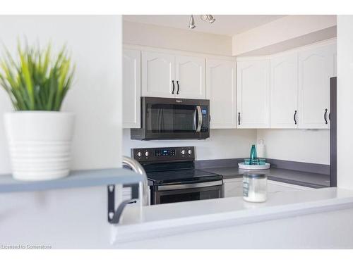 53-311 #8 Highway, Stoney Creek, ON - Indoor Photo Showing Kitchen