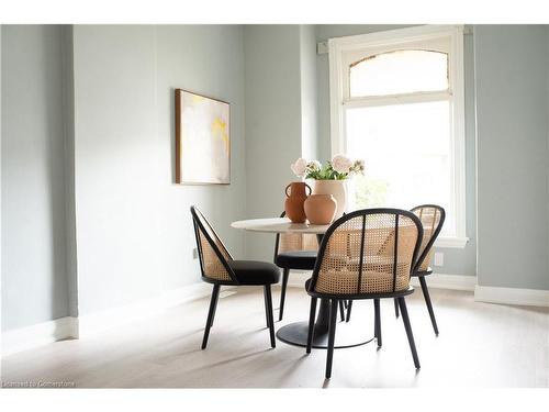 43 Fullerton Avenue, Hamilton, ON - Indoor Photo Showing Dining Room