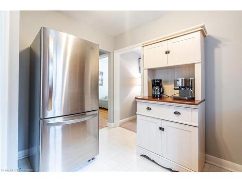 276 Bowman Street, Hamilton, ON - Indoor Photo Showing Kitchen