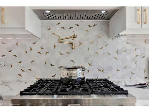 79 Trenholme Crescent, Hamilton, ON - Indoor Photo Showing Kitchen