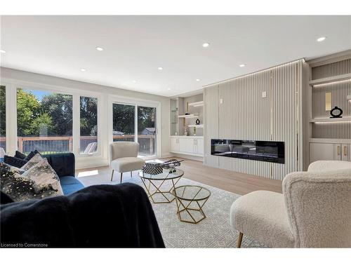 79 Trenholme Crescent, Hamilton, ON - Indoor Photo Showing Living Room With Fireplace