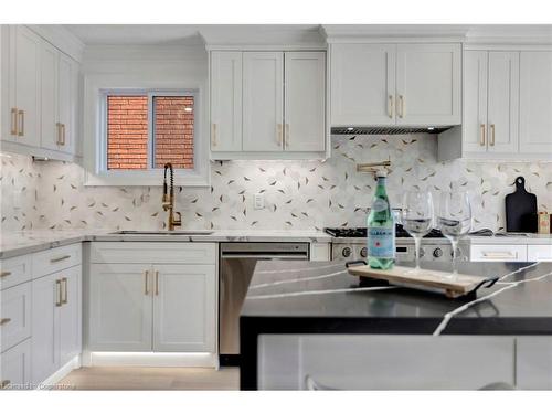 79 Trenholme Crescent, Hamilton, ON - Indoor Photo Showing Kitchen