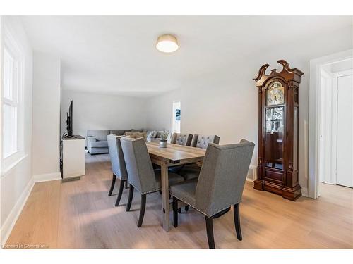 15 James Avenue, Brantford, ON - Indoor Photo Showing Dining Room