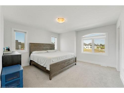 7266 Silver Creek Circle, London, ON - Indoor Photo Showing Bedroom