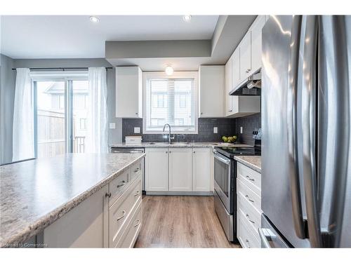 126-1890 Rymal Road E, Stoney Creek, ON - Indoor Photo Showing Kitchen With Stainless Steel Kitchen With Upgraded Kitchen