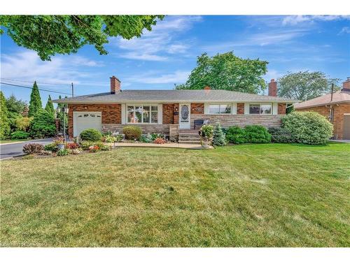 32 Old Orchard Drive, Hamilton, ON - Outdoor With Facade