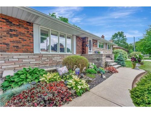 32 Old Orchard Drive, Hamilton, ON - Outdoor