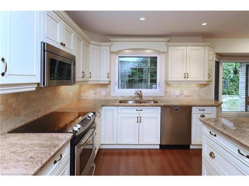 1928 Four Seasons Drive, Burlington, ON - Indoor Photo Showing Kitchen With Double Sink