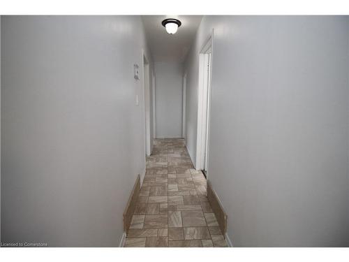 19 Delena Avenue N, Hamilton, ON - Indoor Photo Showing Other Room