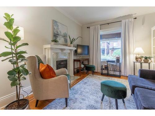 40 Gladstone Avenue, Hamilton, ON - Indoor Photo Showing Living Room With Fireplace