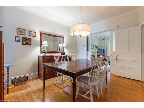 40 Gladstone Avenue, Hamilton, ON - Indoor Photo Showing Dining Room