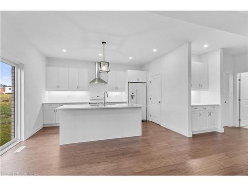 128 Basil Crescent, Ilderton, ON - Indoor Photo Showing Kitchen