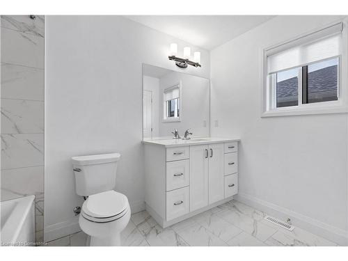 128 Basil Crescent, Ilderton, ON - Indoor Photo Showing Bathroom