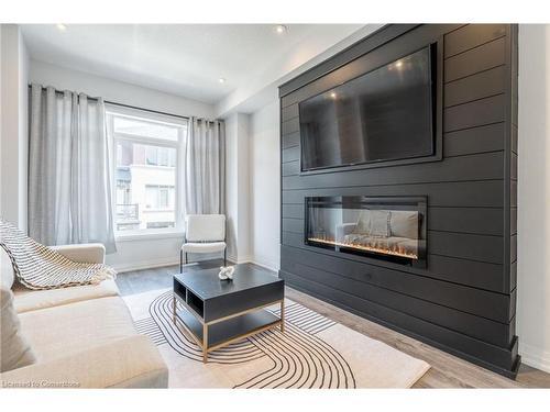 35-61 Soho Street, Hamilton, ON - Indoor Photo Showing Living Room With Fireplace