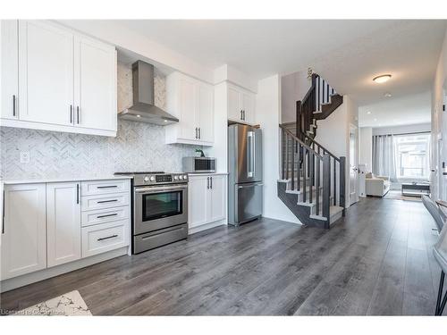 35-61 Soho Street, Hamilton, ON - Indoor Photo Showing Kitchen With Stainless Steel Kitchen With Upgraded Kitchen