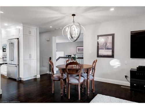 608 Lorne Street, Burlington, ON - Indoor Photo Showing Dining Room