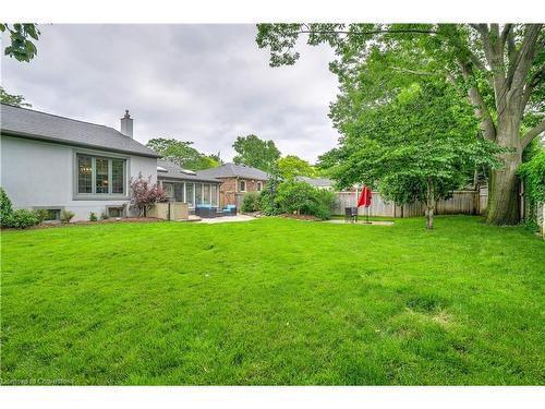 608 Lorne Street, Burlington, ON - Outdoor With Backyard