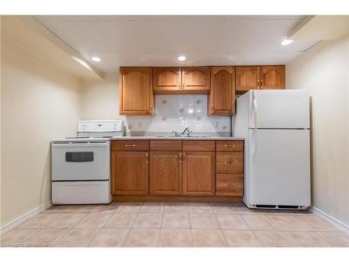 294 Parkside Drive, Hamilton, ON - Indoor Photo Showing Kitchen