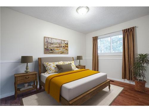 294 Parkside Drive, Hamilton, ON - Indoor Photo Showing Bedroom