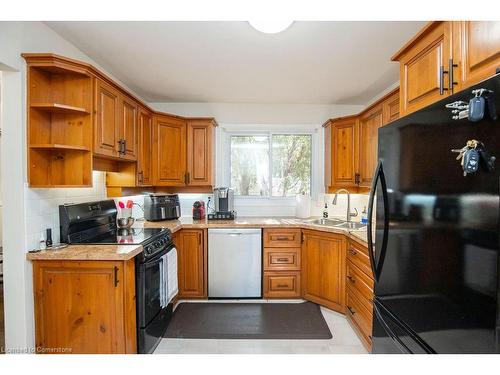 2090 Linmouth Terrace, Burlington, ON - Indoor Photo Showing Kitchen