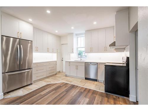 1038 Cannon Street E, Hamilton, ON - Indoor Photo Showing Kitchen