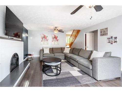 95 Ellington Avenue, Stoney Creek, ON - Indoor Photo Showing Living Room With Fireplace