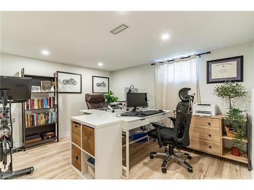 239 East 22Nd Street, Hamilton, ON - Indoor Photo Showing Office