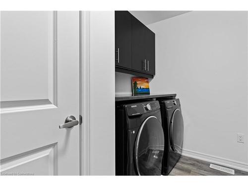 4069 Brock Street, Beamsville, ON - Indoor Photo Showing Laundry Room