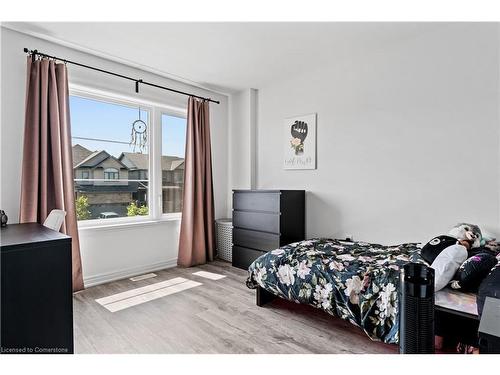 4069 Brock Street, Beamsville, ON - Indoor Photo Showing Bedroom