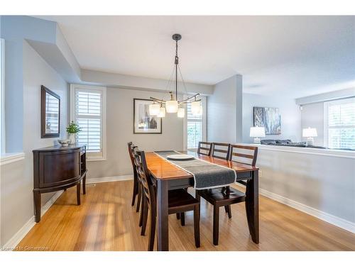 504 Geranium Lane, Burlington, ON - Indoor Photo Showing Dining Room