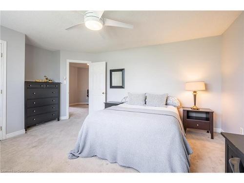 504 Geranium Lane, Burlington, ON - Indoor Photo Showing Bedroom