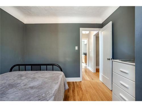 51 Ipswich Road, Hamilton, ON - Indoor Photo Showing Bedroom