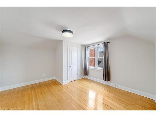 55 East 13Th Street, Hamilton, ON - Indoor Photo Showing Other Room