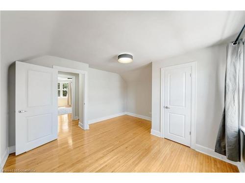 55 East 13Th Street, Hamilton, ON - Indoor Photo Showing Other Room