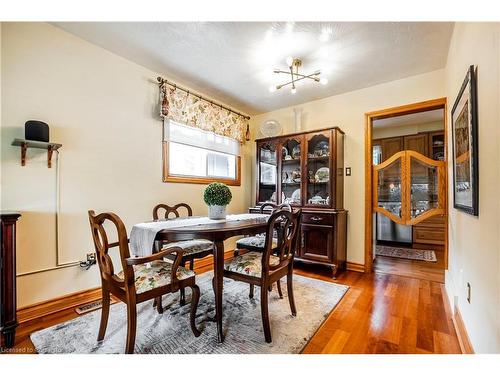 29 Abbington Drive, Hamilton, ON - Indoor Photo Showing Dining Room