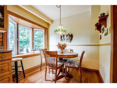 29 Abbington Drive, Hamilton, ON - Indoor Photo Showing Dining Room