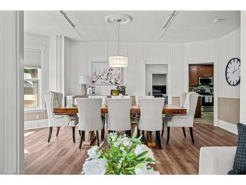 89 Lynden Road, Flamborough, ON - Indoor Photo Showing Dining Room