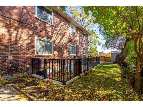 81 Hamilton Street N, Waterdown, ON - Outdoor