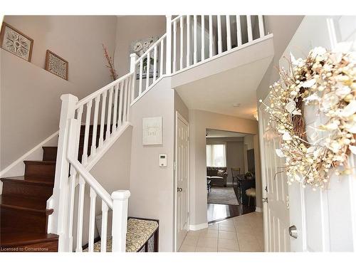 27 Dalia Avenue, Hamilton, ON - Indoor Photo Showing Other Room