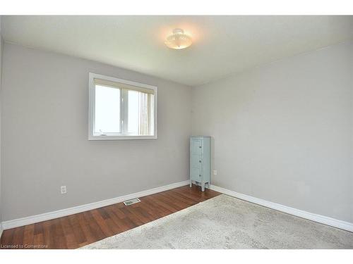 27 Dalia Avenue, Hamilton, ON - Indoor Photo Showing Other Room