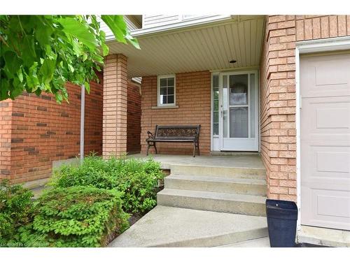 27 Dalia Avenue, Hamilton, ON - Outdoor