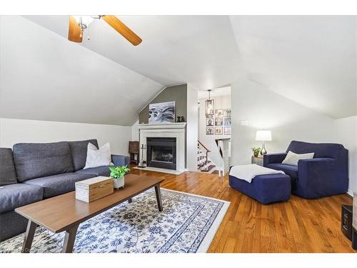 1286 Hammond Street, Burlington, ON - Indoor Photo Showing Living Room With Fireplace