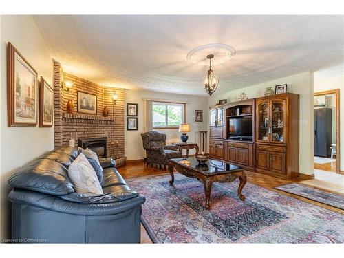 112 Henley Drive, Stoney Creek, ON - Indoor Photo Showing Living Room With Fireplace