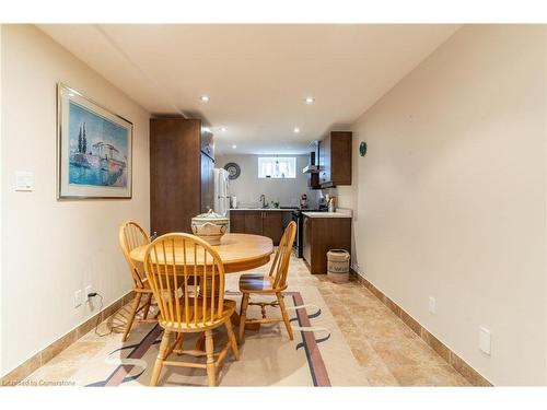 112 Henley Drive, Stoney Creek, ON - Indoor Photo Showing Dining Room