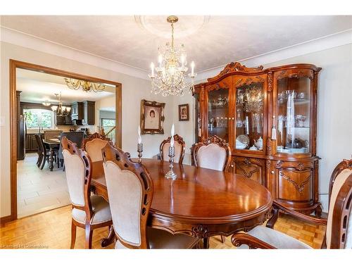 112 Henley Drive, Stoney Creek, ON - Indoor Photo Showing Dining Room