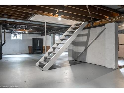 299 Merle Avenue, Burlington, ON - Indoor Photo Showing Basement