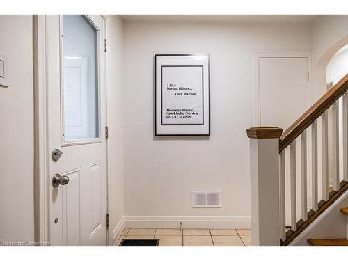 299 Merle Avenue, Burlington, ON - Indoor Photo Showing Other Room