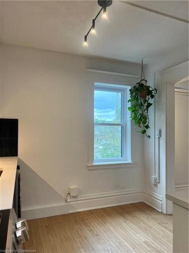 2-30 Jones Street, Hamilton, ON - Indoor Photo Showing Other Room