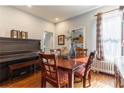 77 Poulette Street, Hamilton, ON - Indoor Photo Showing Dining Room